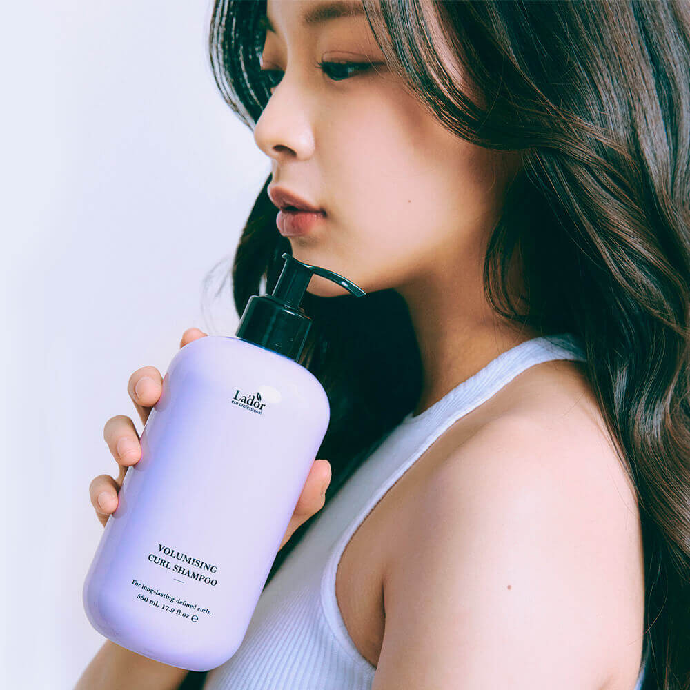 Шампунь для объёма вьющихся волос Lador Volumising Curl Shampoo.