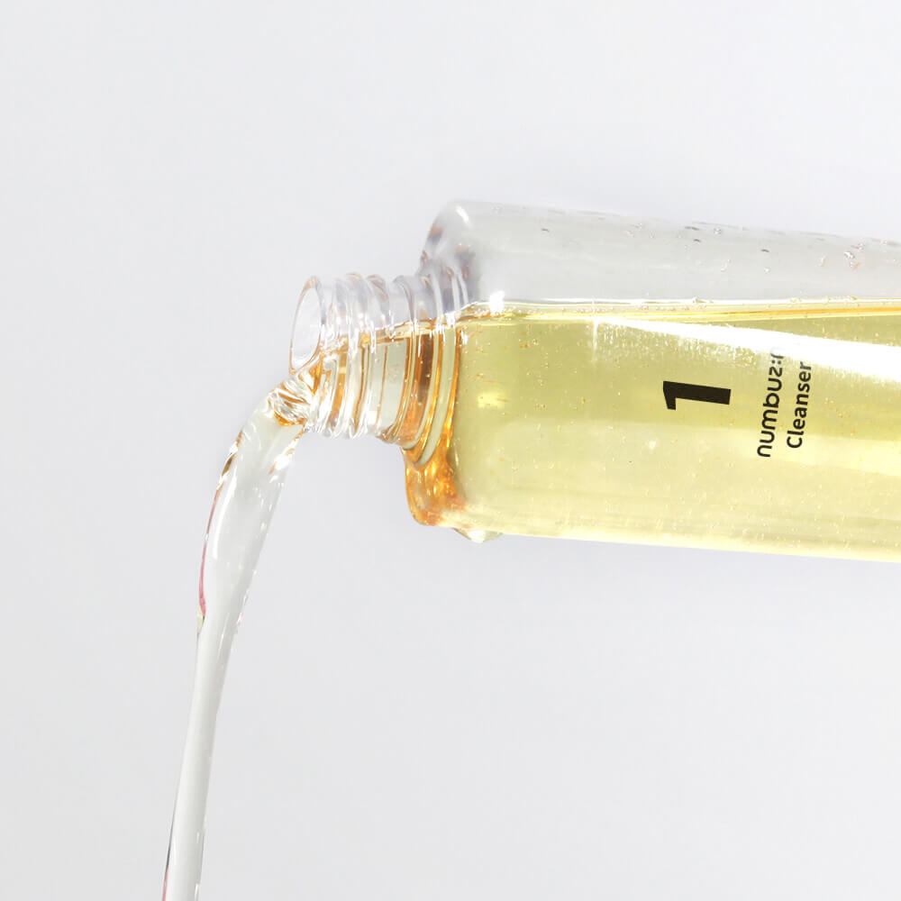 Лёгкое гидрофильное масло от чёрных точек numbuzin No.1 Easy Peasy Cleansing Oil